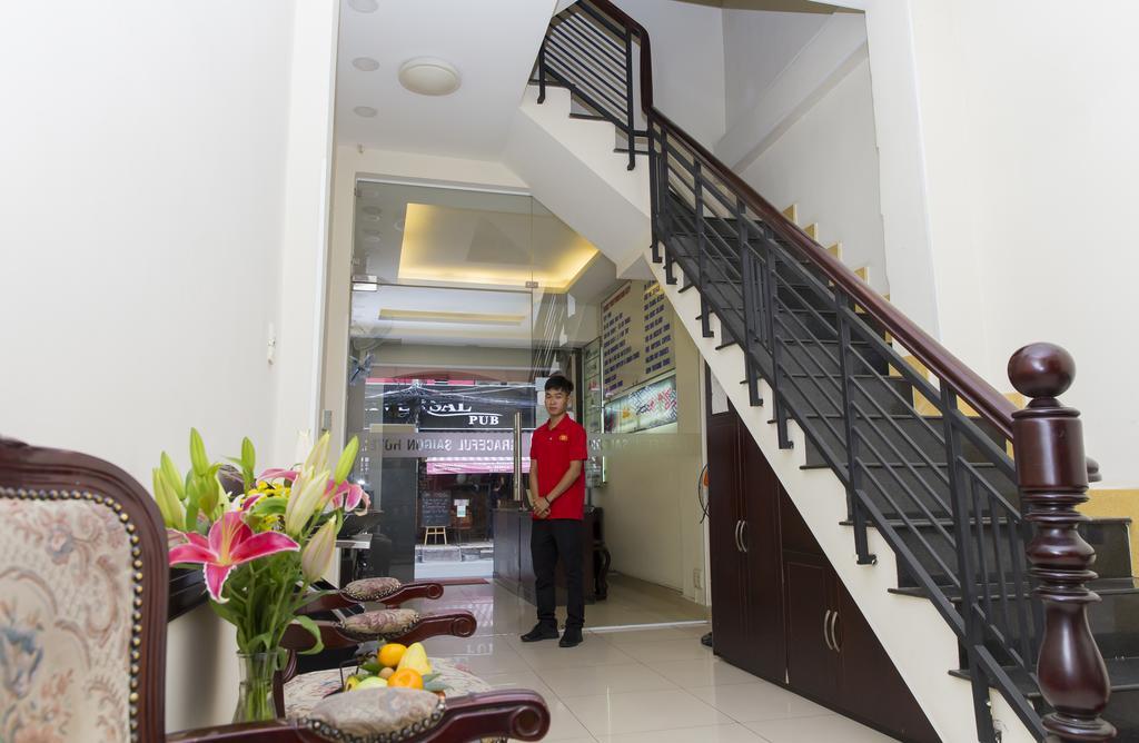 Graceful Hostel Ho Şi Min Dış mekan fotoğraf
